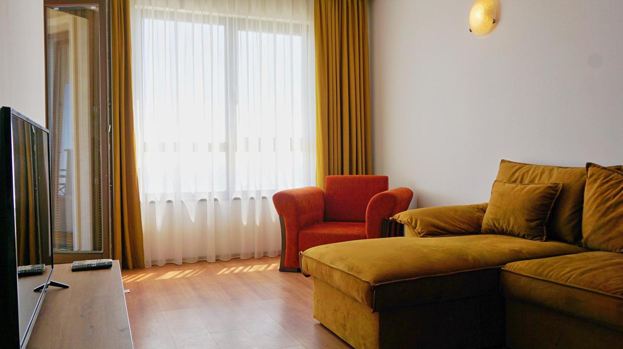 Apartments Sirena - First line - Апартаменти Сирена - Първа линия Золотые Пески Экстерьер фото